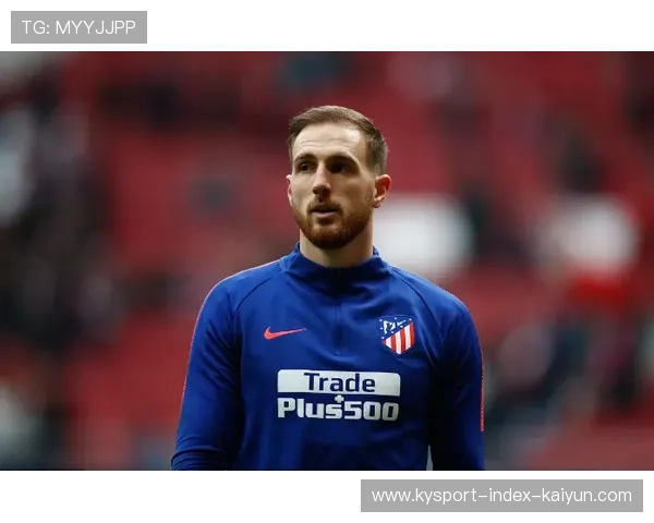 赫罗纳左右摇摆的推进战术，让对手防线彻底崩溃